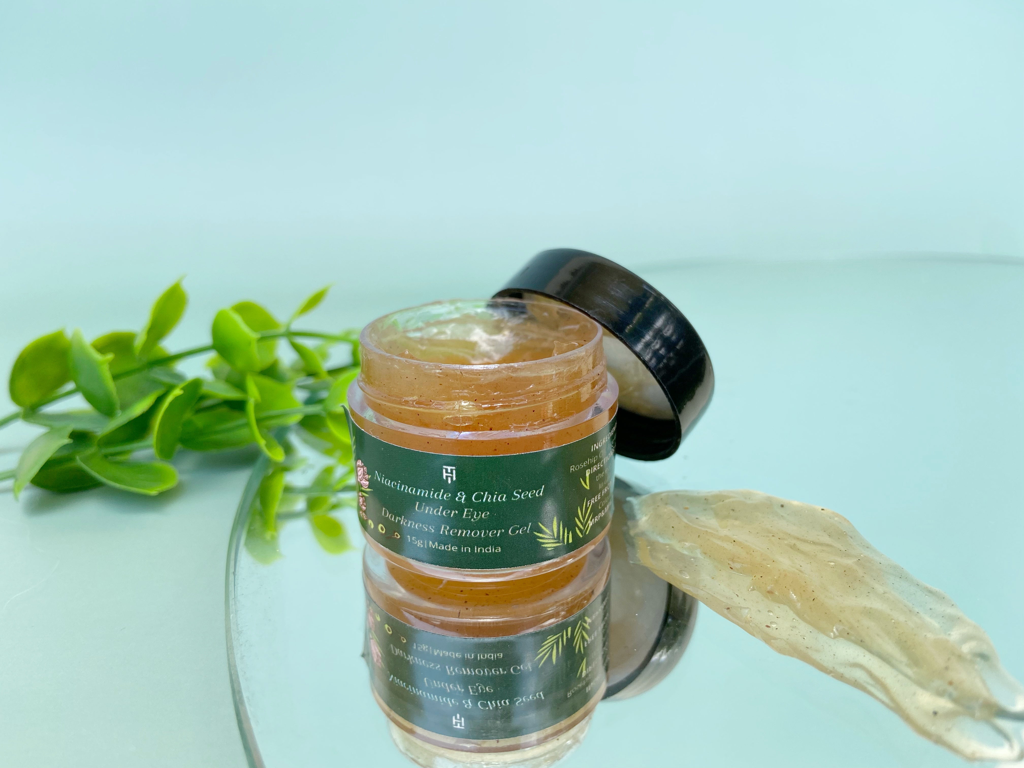 Niacinamide and Chia Seed Under Eye Darkness Remover Gel
